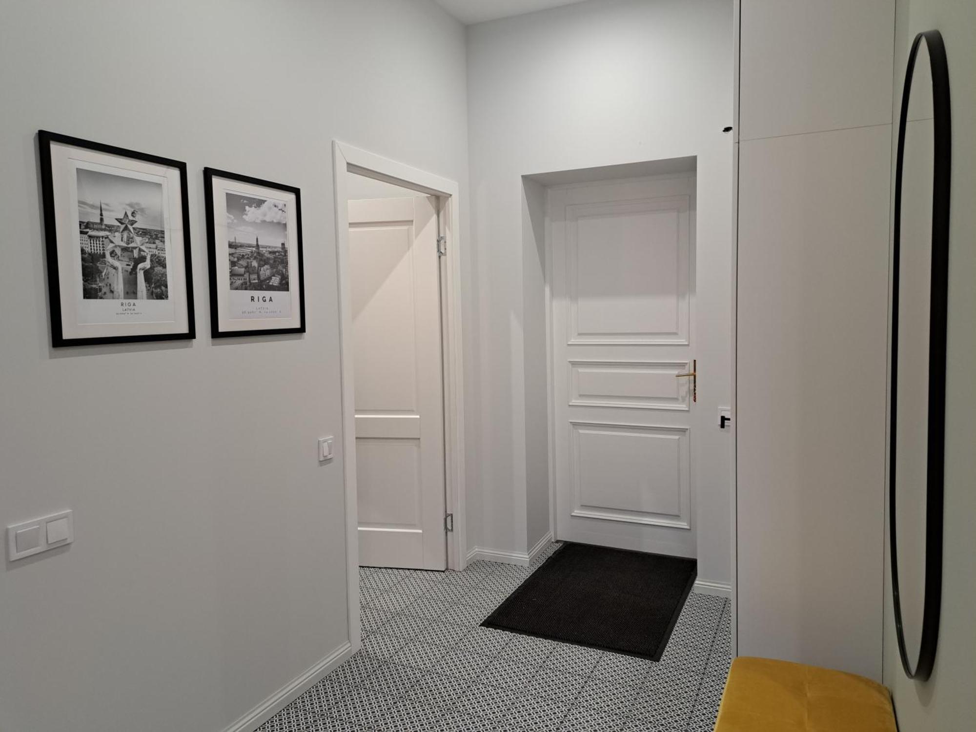Golden Palms Apartment In The City Centre 里加 外观 照片